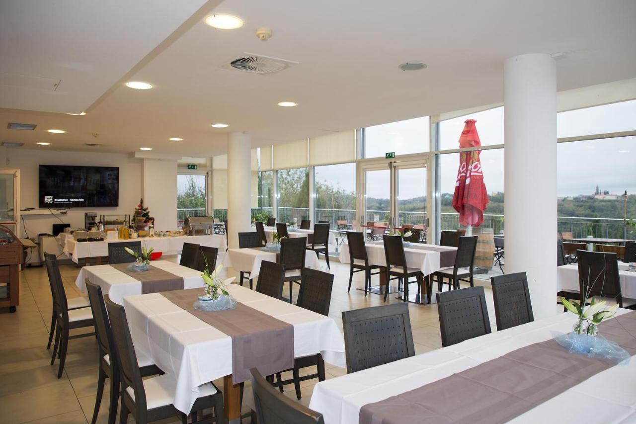 Hotel Kozana Dobrovo Ngoại thất bức ảnh